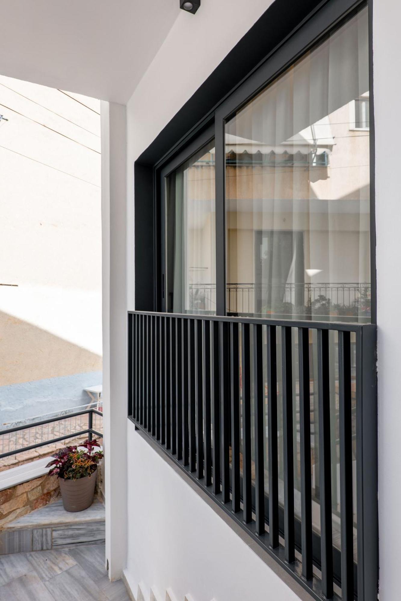 Austin Boutique Hotel Sarande Bagian luar foto
