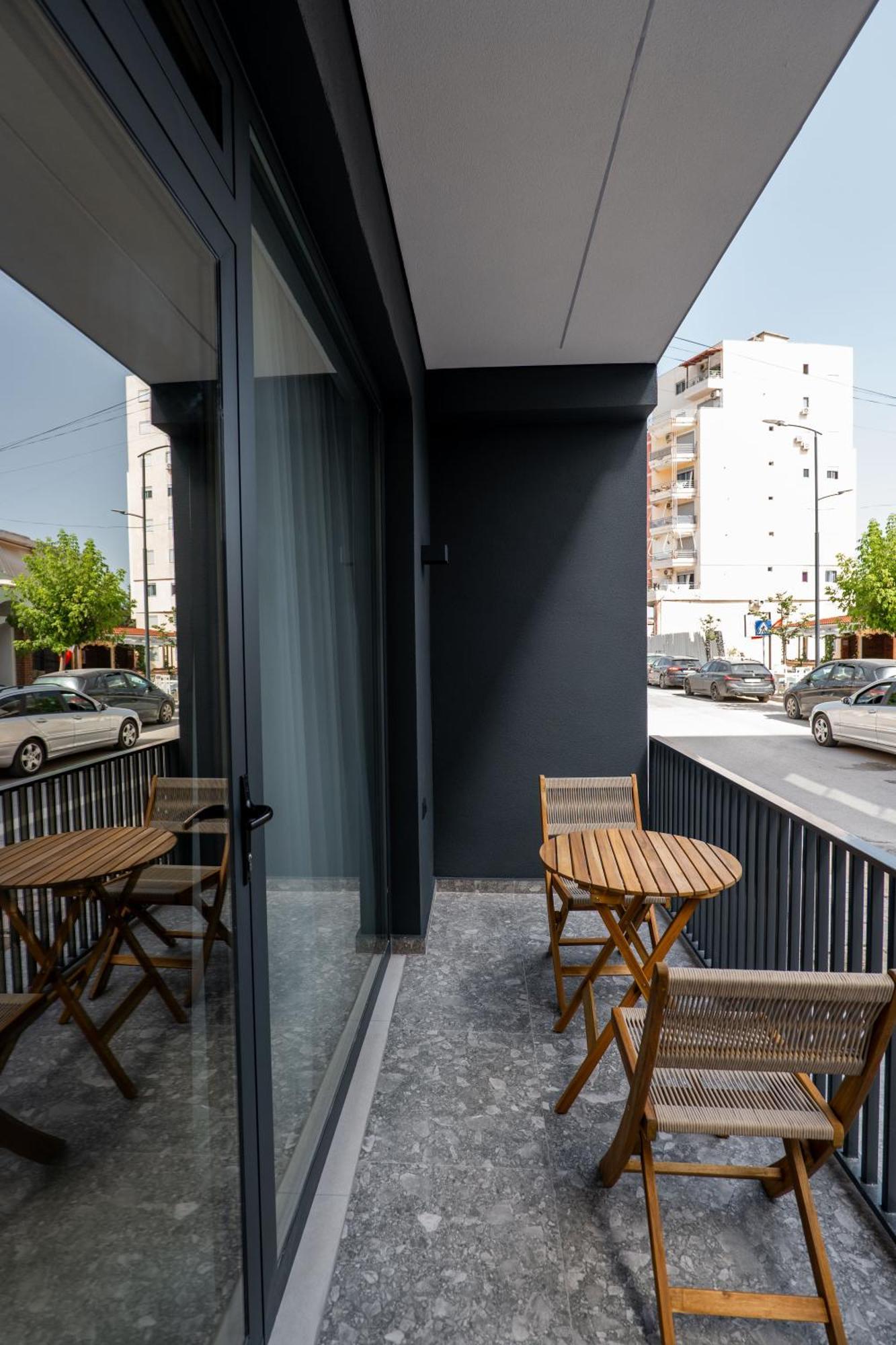 Austin Boutique Hotel Sarande Bagian luar foto