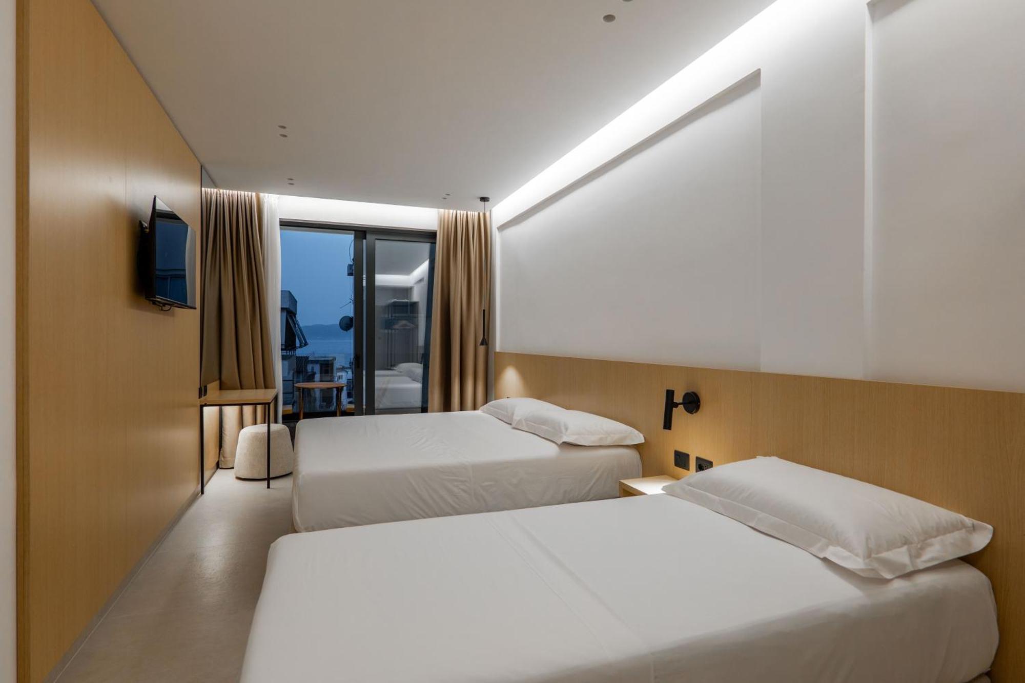 Austin Boutique Hotel Sarande Bagian luar foto