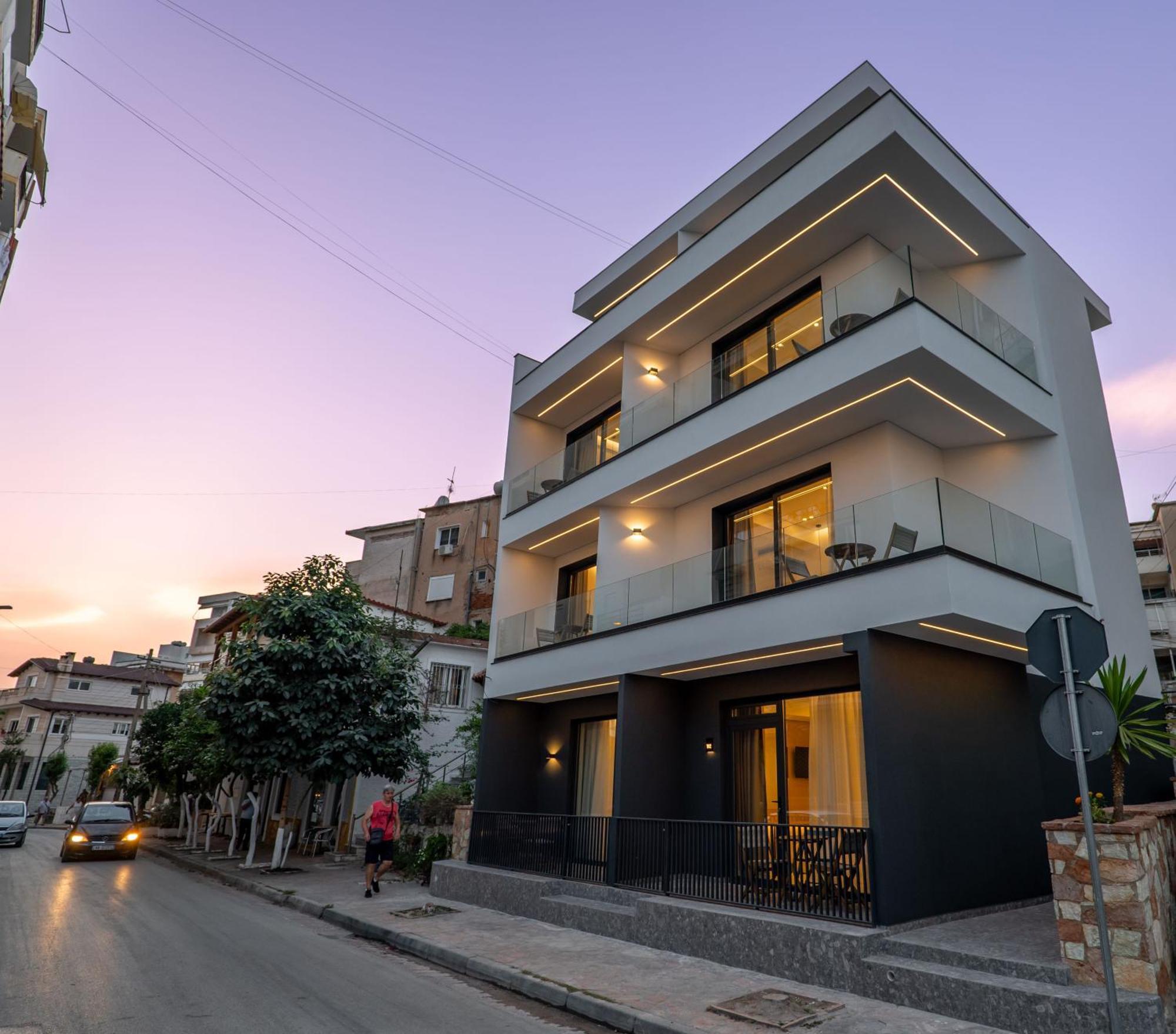 Austin Boutique Hotel Sarande Bagian luar foto