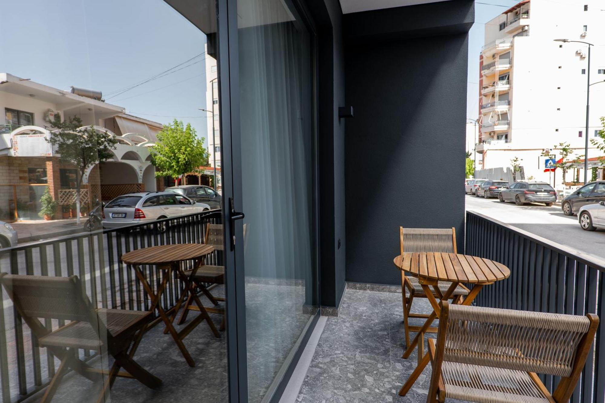 Austin Boutique Hotel Sarande Bagian luar foto